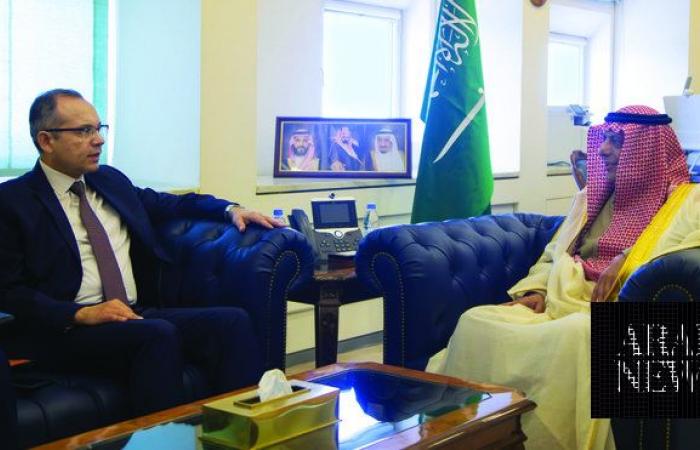 Saudi deputy minister receives Tunisian ambassador