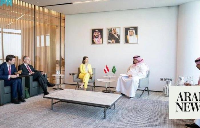 Saudi economy and planning minister discusses economic cooperation with Austrian federal minister for the EU and constitution