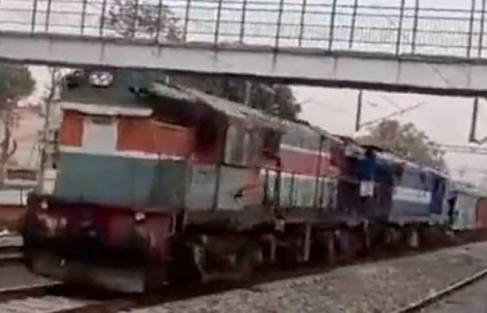 Indian railway crash blamed on train drivers watching cricket match on phone