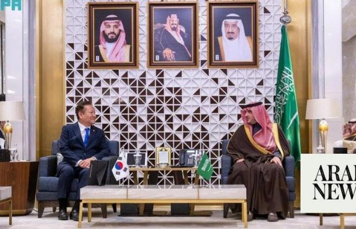 Saudi Interior Minister meets with Korean Minister of Interior and Safety