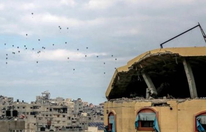 At least 5 killed after airdropped aid falls on camp in Gaza