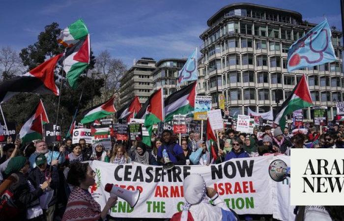 Thousands march in London pro-Palestinian rally