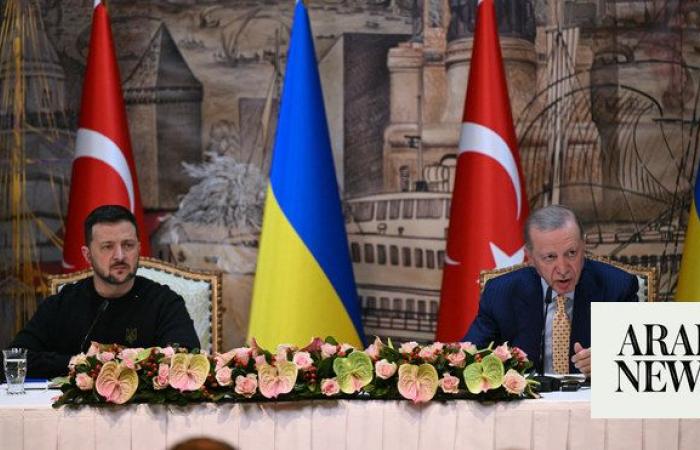 Zelensky’s Turkiye visit sparks speculation over Ankara-Moscow ties