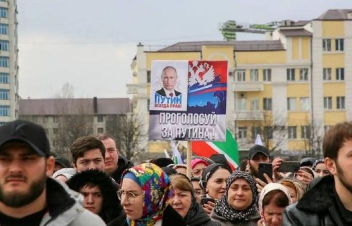 Despite scenes of defiance, plenty of Russians support Putin as election nears