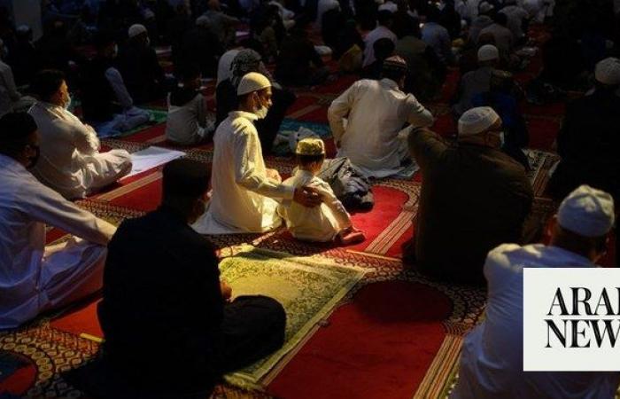 UK govt warned new extremism definition will ‘vilify’ Muslims
