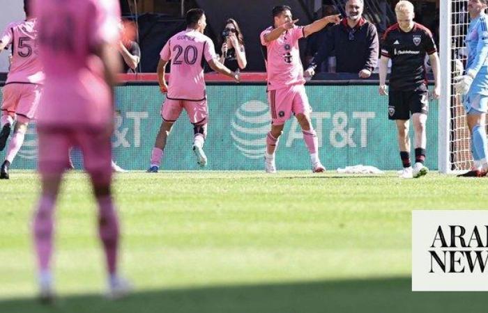 Suárez scores twice in second half, leading Miami past DC United without Messi