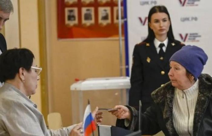 Putin claims landslide election victory, scorns US democracy