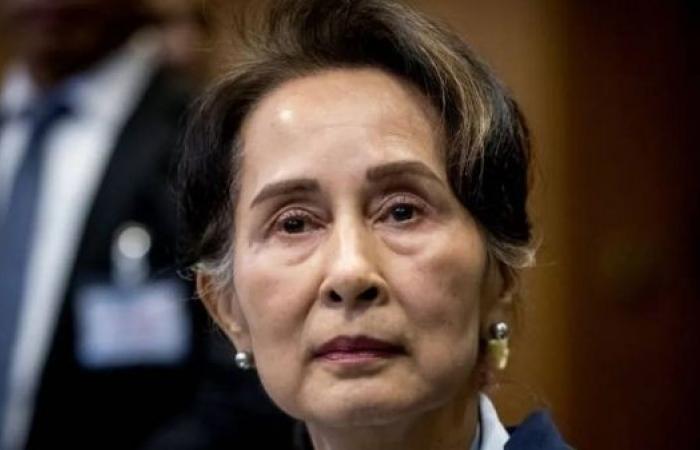 Aung San Suu Kyi house action gets no bids at auction