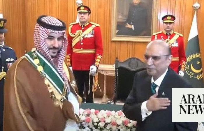 Saudi defense minister guest of honor at Pakistan Day parade, gets top civilian award
