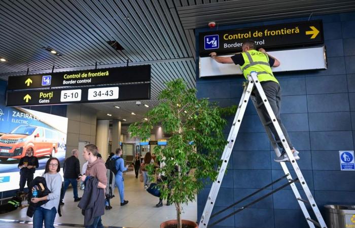 Bulgaria, Romania take first steps into Europe’s vast visa-free zone