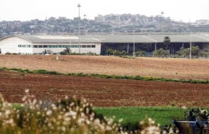 Erez crossing and Ashdod port: How will new aid routes into Gaza work?