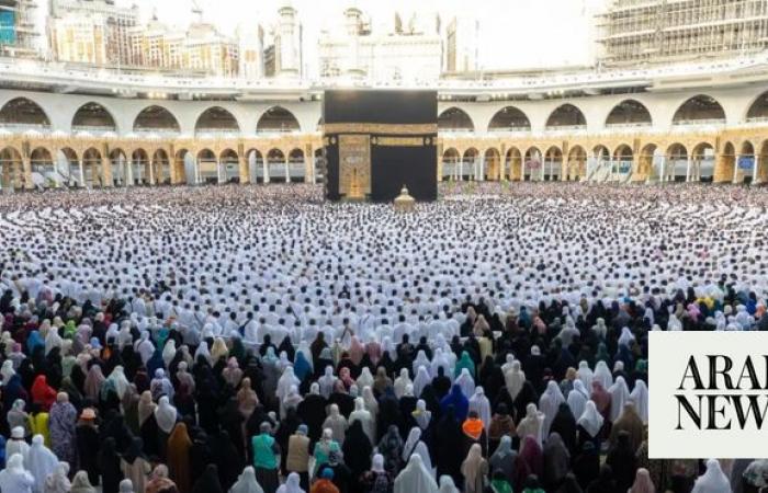 Saudi authorities prepare for Eid Al-Fitr prayers at Two Holy Mosques