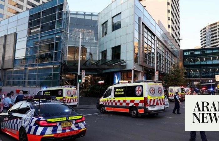 Five killed in Sydney shopping center attack