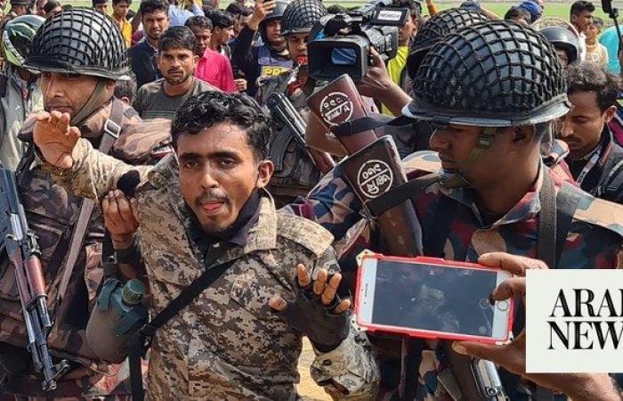 Hundreds of Myanmar troops flee to Bangladesh amid clashes with anti-junta rebels
