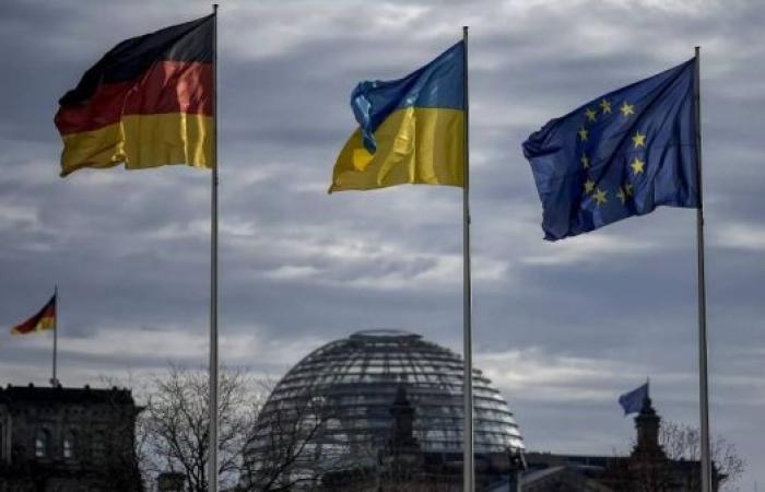 Germany arrests two men accused of spying for Russia