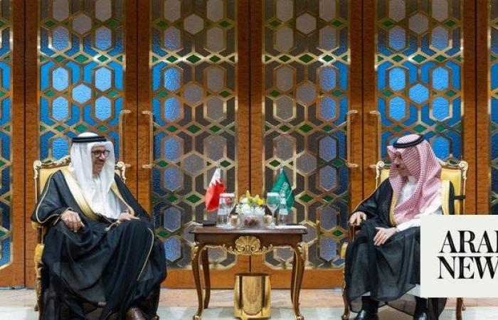 Saudi FM receives Bahraini counterpart in Riyadh