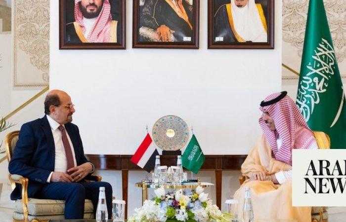 Foreign minister of Yemen’s internationally recognized government received by Saudi counterpart