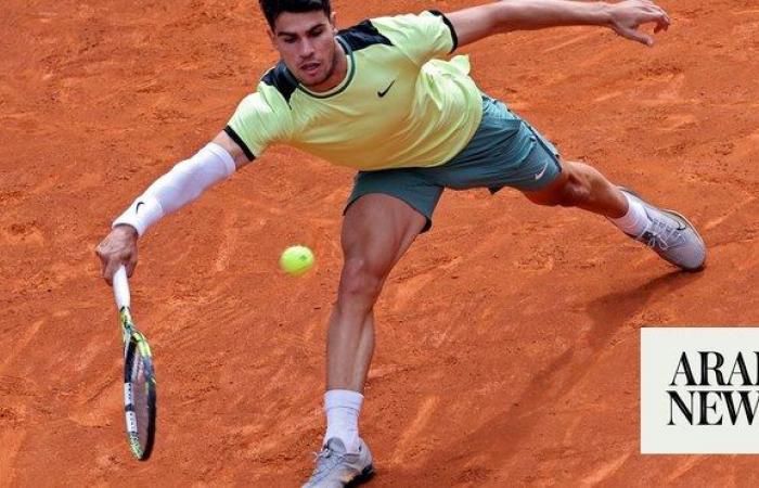 Defending champs Alcaraz and Sabalenka win opening matches at Madrid Open
