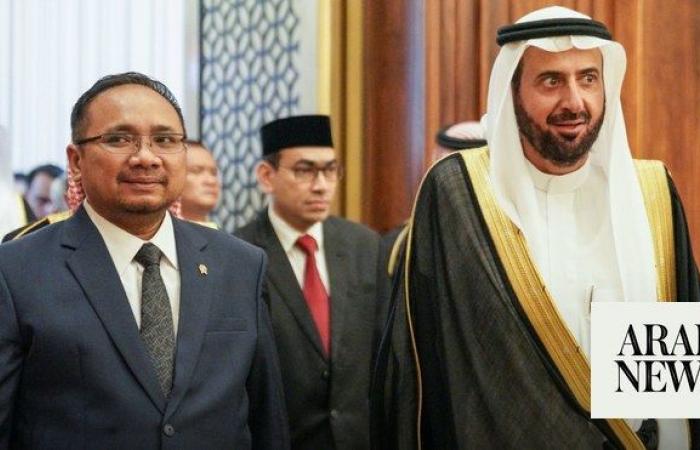 Saudi Hajj minister in Jakarta as Indonesia prepares record number of pilgrims