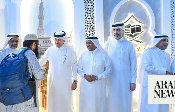 First group of Hajj pilgrims arrives in Saudi Arabia