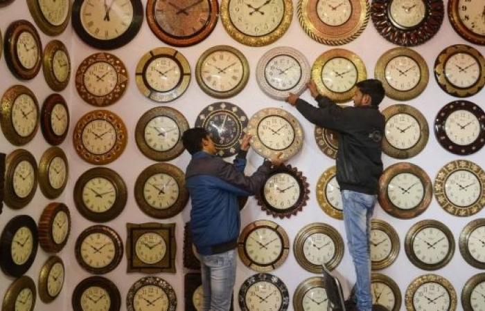 How India got stuck in its own unusual time zone