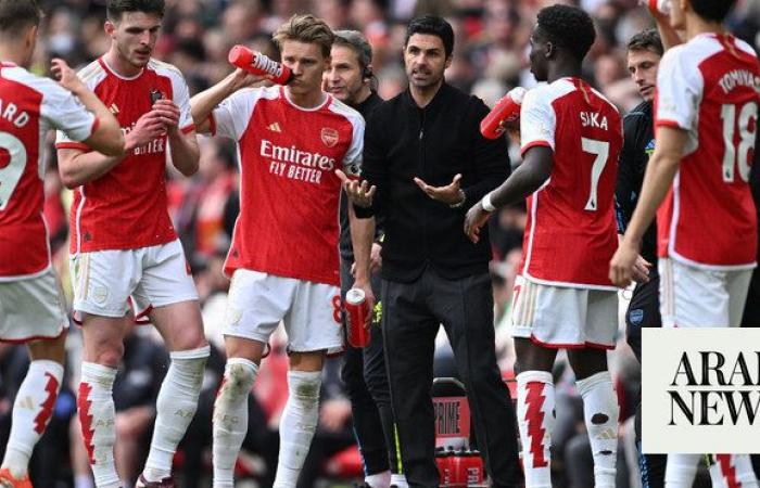 Time running out for Arsenal as Man City hunt Premier League glory