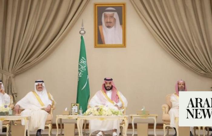 Saudi crown prince receives princes, officials, scholars, citizens in Eastern Region