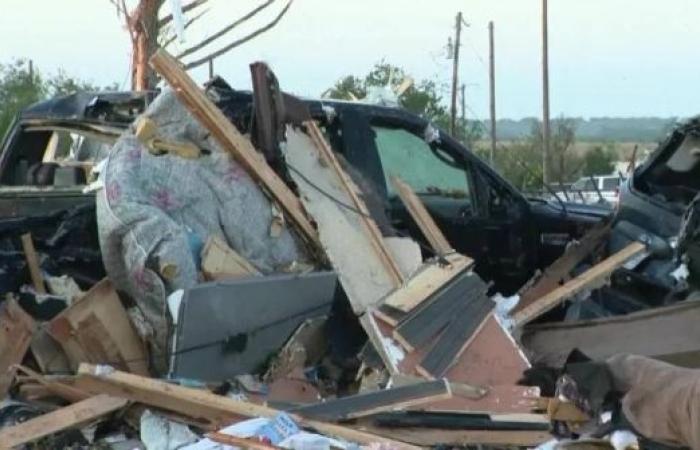 Thousands of Americans without power due to severe weather