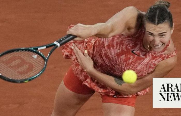 Sabalenka reaches French Open last 16