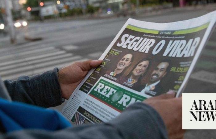 Women lead race as Mexicans vote for new president