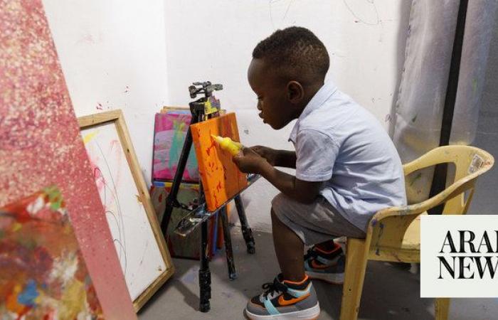 A Ghana toddler sets a world record as the youngest male artist. His mom says he just loves colors