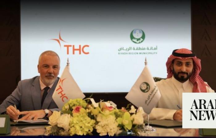 Riyadh Municipality and The Helicopter Co. sign deal for 3 new landing sites 