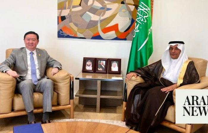 Saudi deputy minister for consular affairs welcomes Chinese envoy to Riyadh