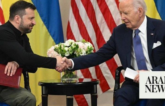 Biden apologizes to Ukraine’s Zelensky for monthslong holdup to weapons that let Russia make gains