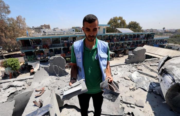 Israel bombs Gaza as minister poised to quit government