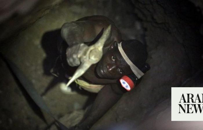 Desperation rises in search for trapped Nigerian miners