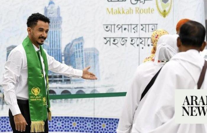 Last Bangladeshi pilgrims depart for Hajj under this year’s Makkah Route initiative