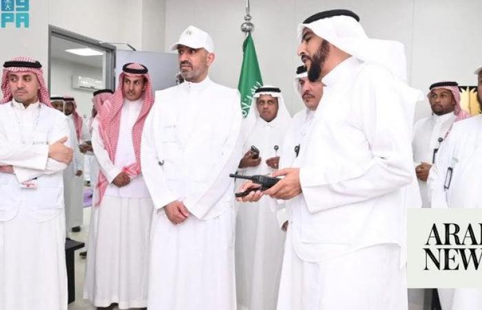 Saudi HR ministry reviews Hajj initiatives on field visit, praises workers