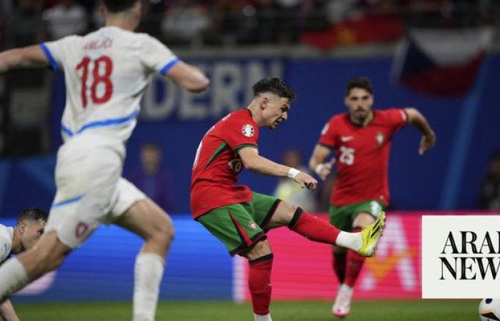 Conceição scores in stoppage time to get Portugal off to winning start at Euro 2024