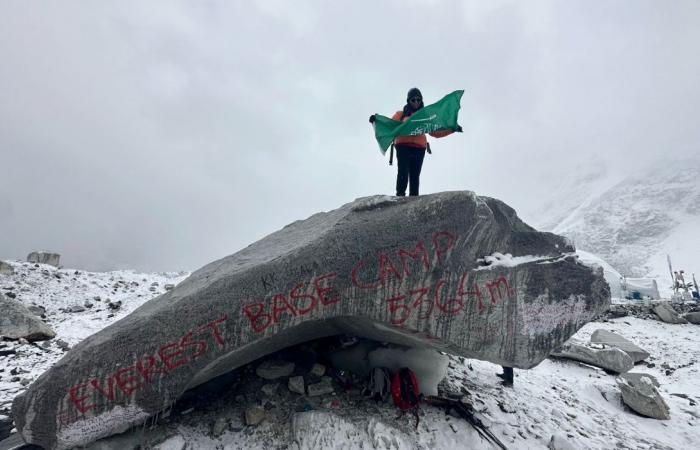 Saudi woman Sondos Jaan set to climb the highest peak in the Arab world