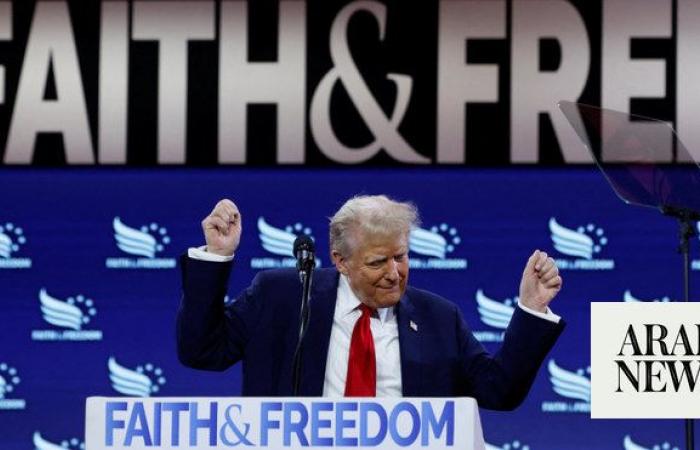 Trump endorses Ten Commandments in schools, implores evangelical Christians to vote in November