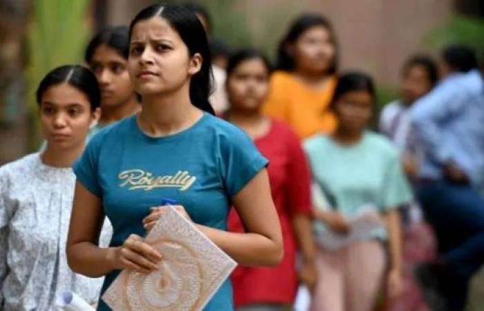  Exam scandals threaten the future of India's young people