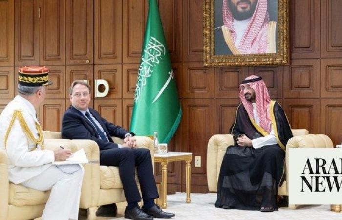 Saudi National Guard minister receives French ambassador to Riyadh