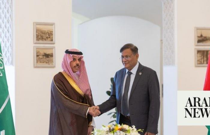 Saudi, Bangladeshi foreign ministers chair political consultations in Riyadh