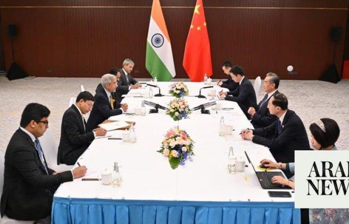 India’s top diplomat seeks resolution of border issues with China