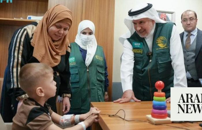 Head of Saudi aid agency KSrelief tours projects helping earthquake victims in Turkiye