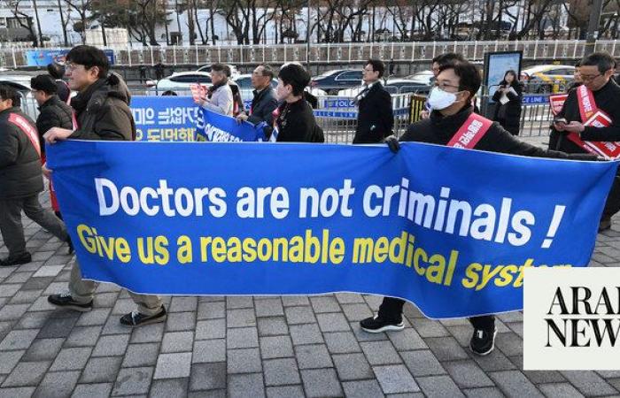 South Korea to withdraw plan to suspend licenses of striking doctors to resolve medical impasse