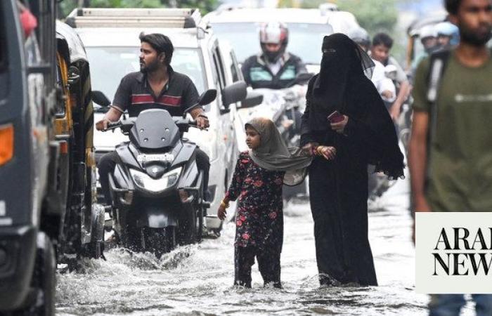 Heavy rainfall in India’s Mumbai disrupts transport, closes schools