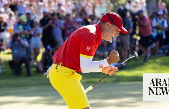 Spanish favorites Sergio Garcia, Fireballs win historic double playoff