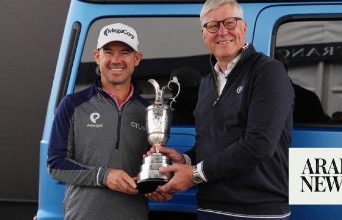 Brian Harman starts his British Open title defense by returning the claret jug